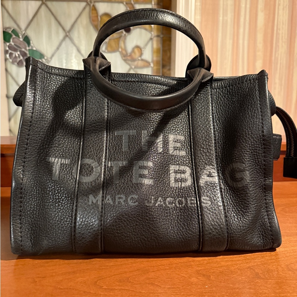 Marc Jacobs Black Leather The Tote Bag
